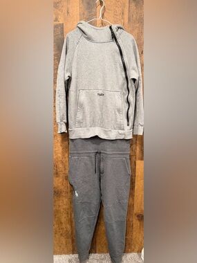 TUXY one piece men’s sweatsuit XL grey EUC